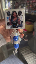Load and play video in Gallery viewer, Custom badge reel
